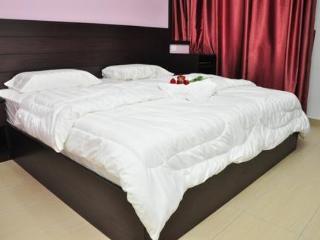Ct Hotel Sitiawan Exterior foto